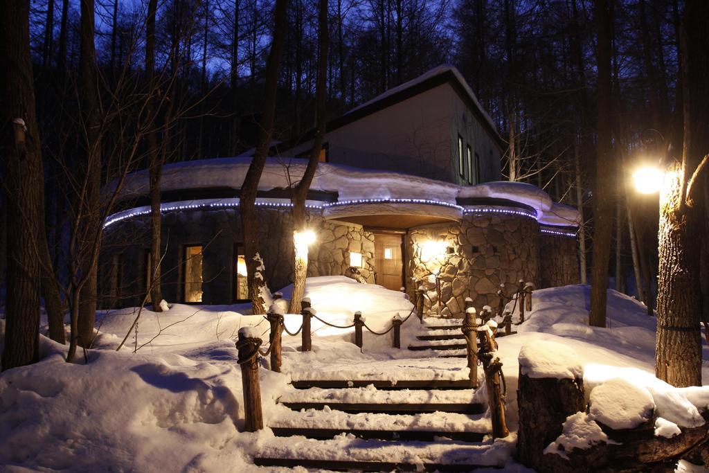 Shin Furano Prince Hotel Εξωτερικό φωτογραφία The entrance to the Hoshino Resort Tomamu