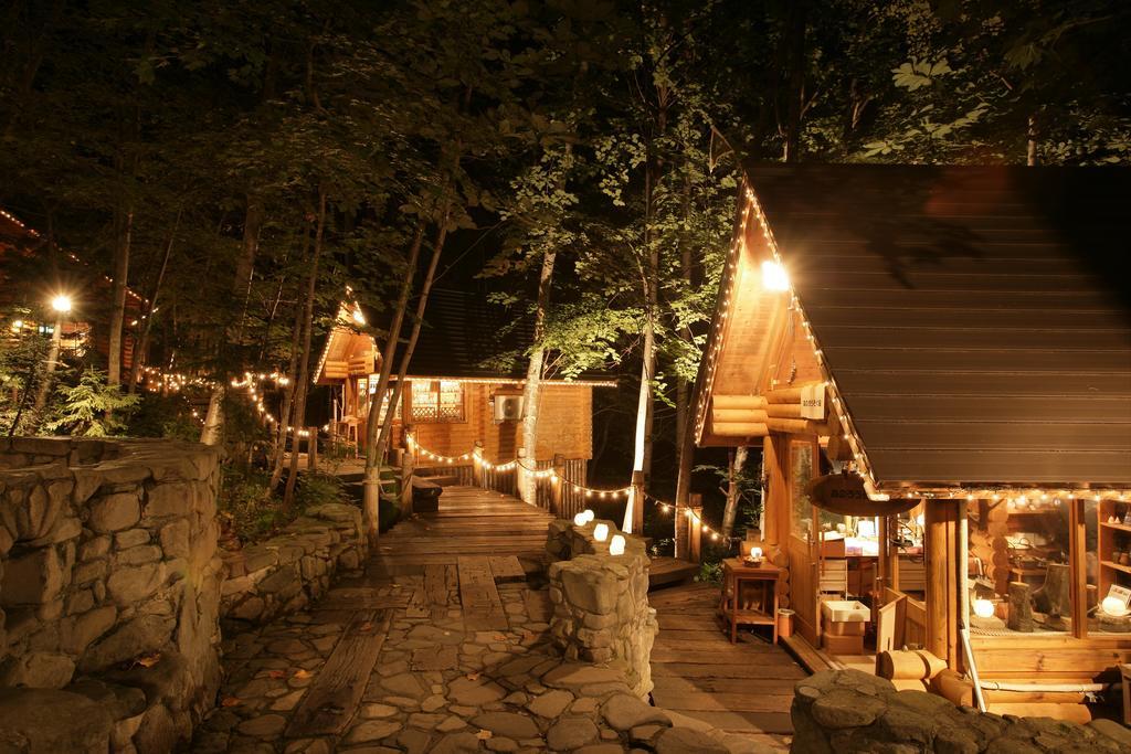 Shin Furano Prince Hotel Εξωτερικό φωτογραφία The Village at Big Sur