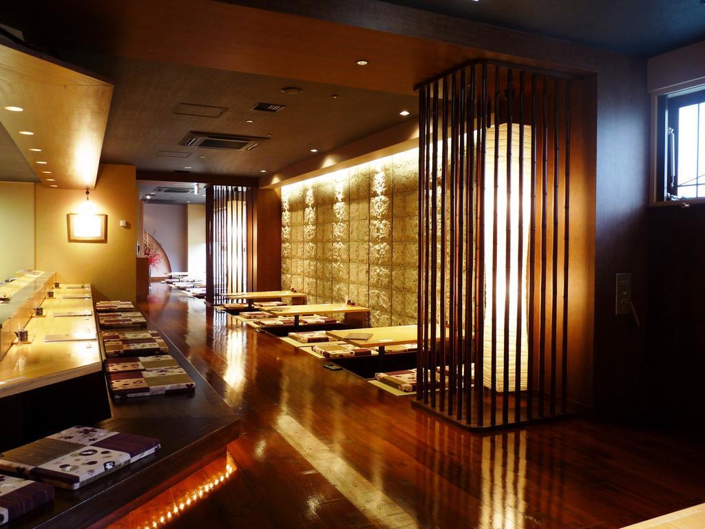 Shin Furano Prince Hotel Εξωτερικό φωτογραφία Interior of a restaurant in Tokyo