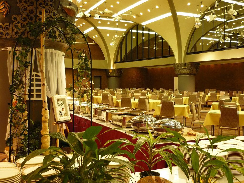 Shin Furano Prince Hotel Εξωτερικό φωτογραφία The Grand Ballroom
