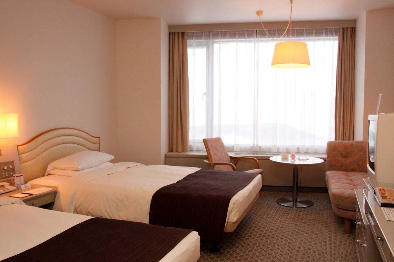 Shin Furano Prince Hotel Εξωτερικό φωτογραφία A room at the hotel